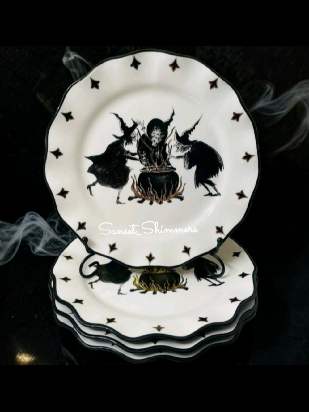4 Potters Studio Witches Brew Cauldron Halloween Witch Ceramic Dinner Plate Set - Picture 3 of 8